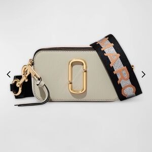 Marc Jacobs camera crossbody bag